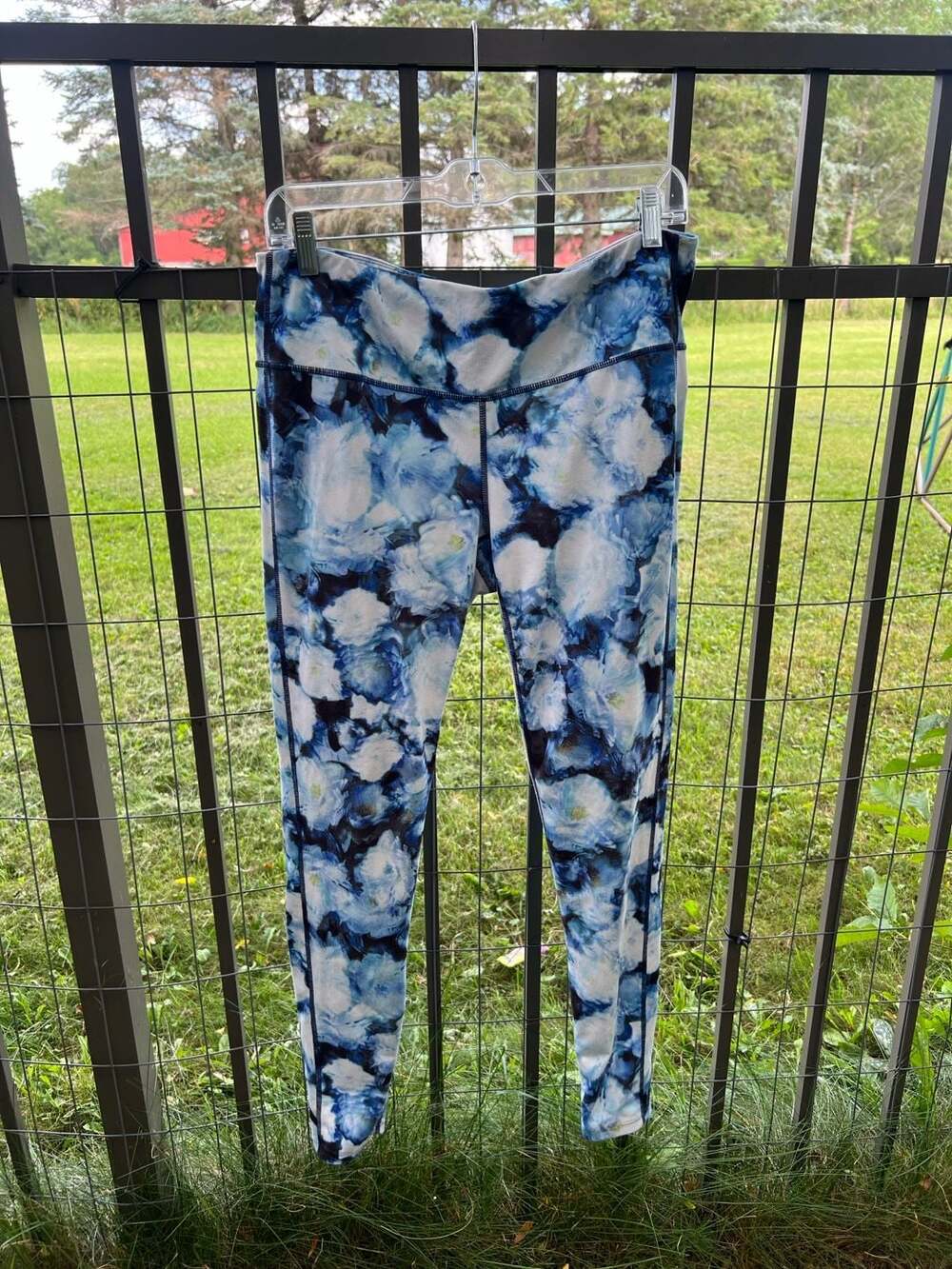 Athleta Pants Womens L Chaturanga Floral Crush Tight Leggings 721708 Blue